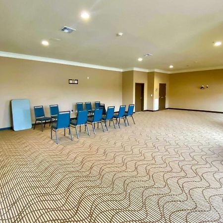 Comfort Inn & Suites Harrah Choctaw ภายนอก รูปภาพ