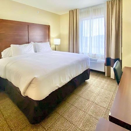 Comfort Inn & Suites Harrah Choctaw ภายนอก รูปภาพ