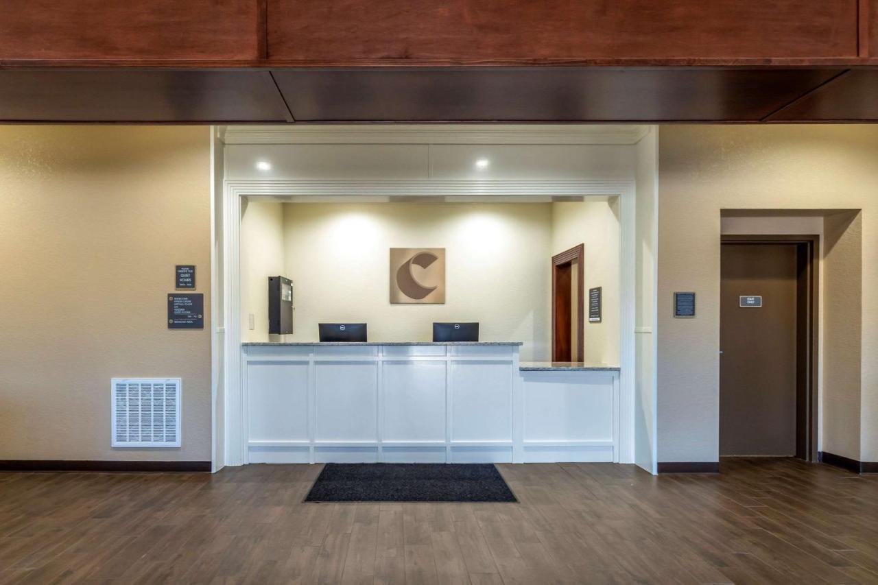 Comfort Inn & Suites Harrah Choctaw ภายนอก รูปภาพ