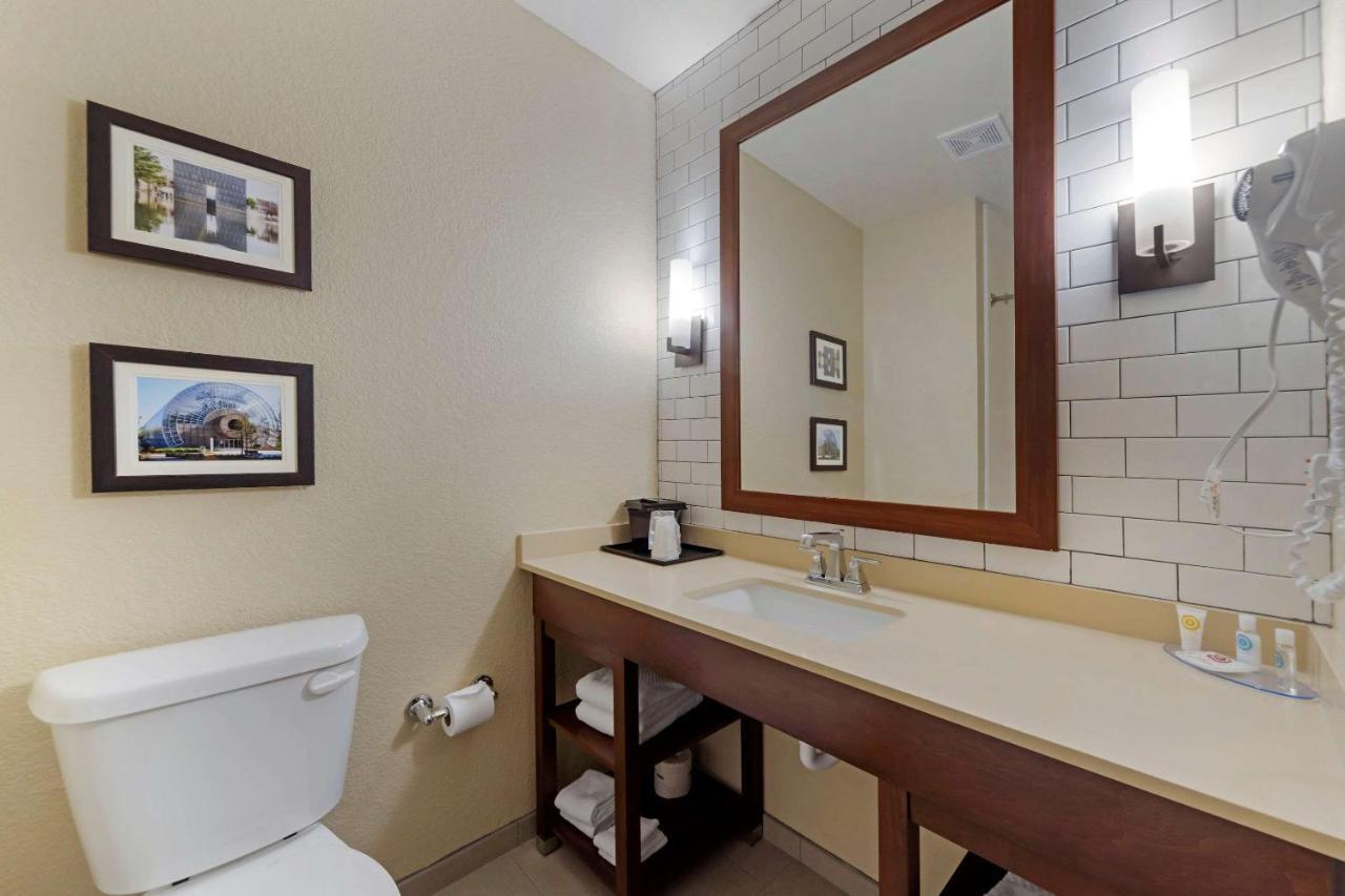 Comfort Inn & Suites Harrah Choctaw ภายนอก รูปภาพ