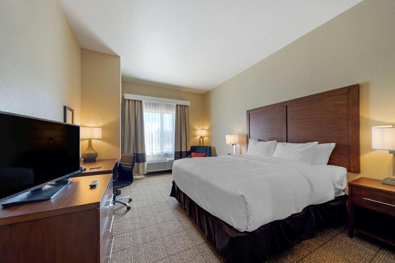 Comfort Inn & Suites Harrah Choctaw ภายนอก รูปภาพ