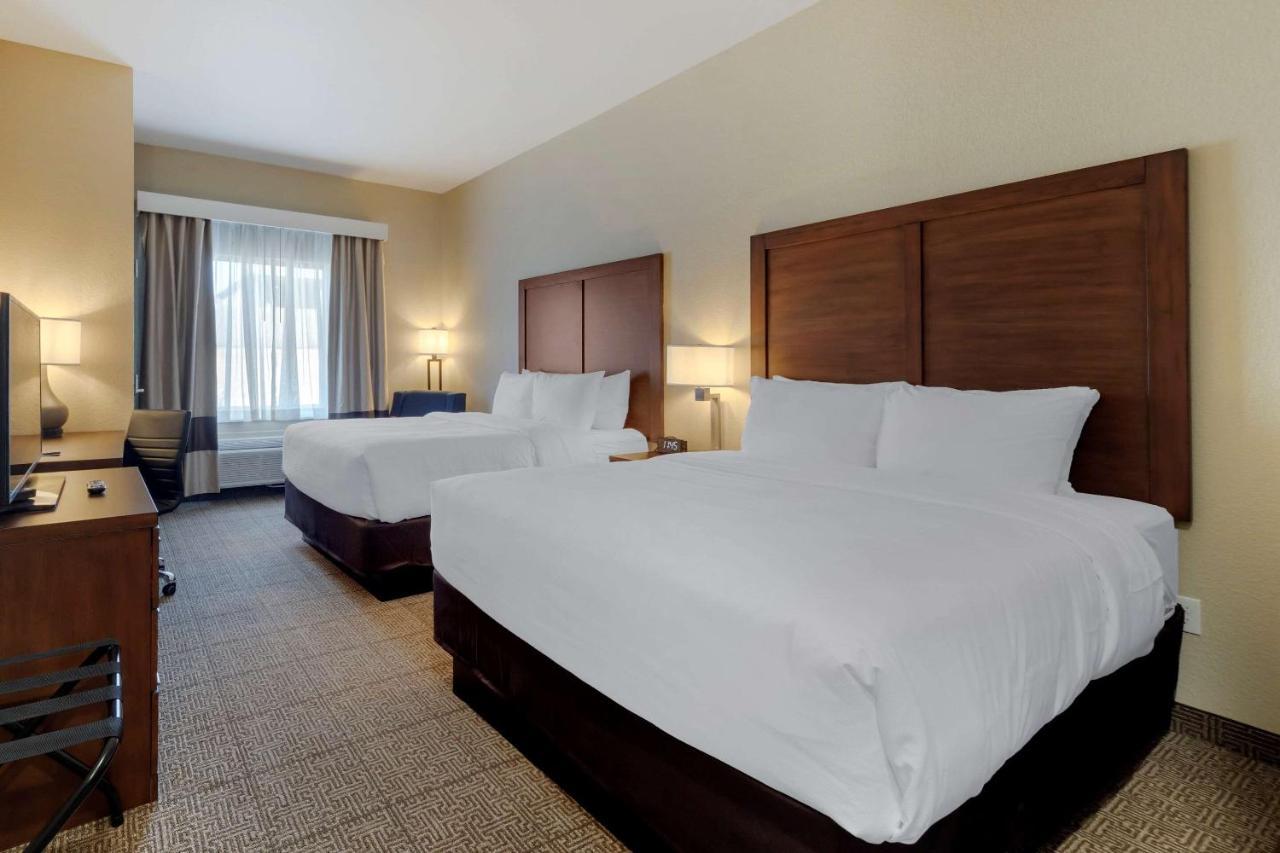 Comfort Inn & Suites Harrah Choctaw ภายนอก รูปภาพ