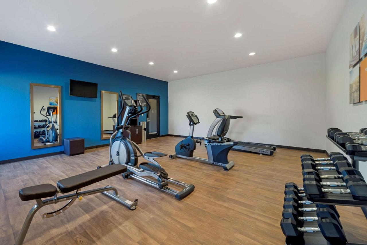 Comfort Inn & Suites Harrah Choctaw ภายนอก รูปภาพ